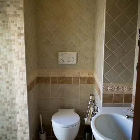 The Admiral House Courtyard Апартаменты Бари